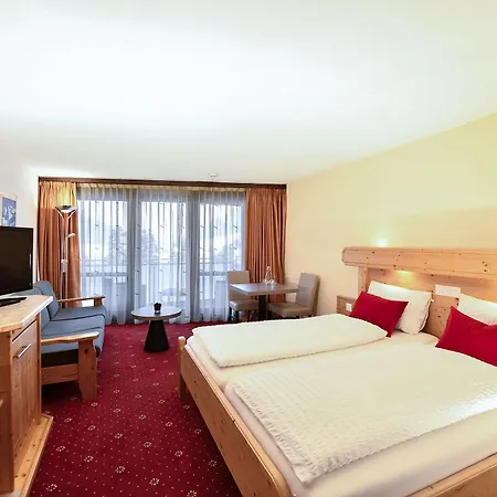 Hotel Club Only - By Mountain 3*