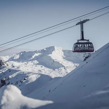 Club Only - By Mountain