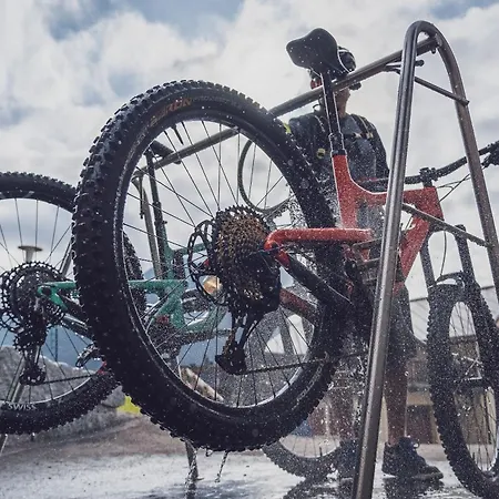 Hotel Club Only - By Mountain 3*