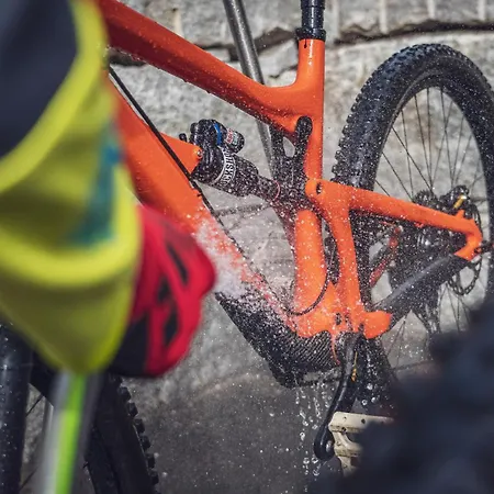 Club Only - By Mountain 3* Davos