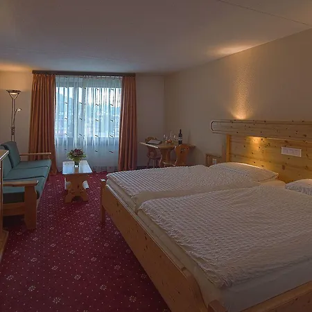 Club Only - By Mountain 3* 达沃斯