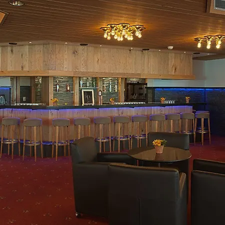 Club Only - By Mountain Davos