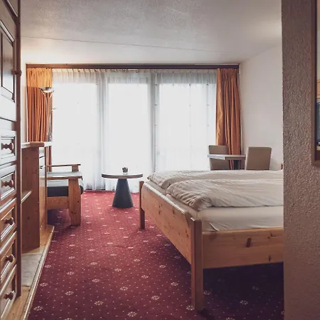 酒店 Club Only - By Mountain