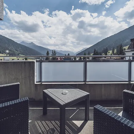 Club Only - By Mountain Hotel Davos