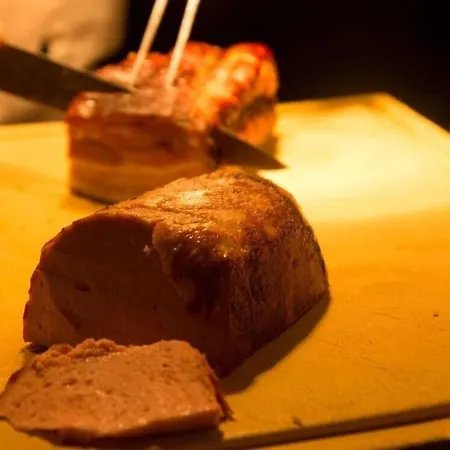 Club Only - By Mountain 酒店 3*