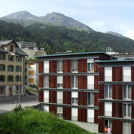 Club Only - By Mountain 酒店