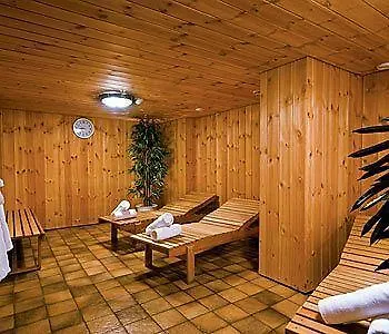 Club Only - By Mountain 3* Davos