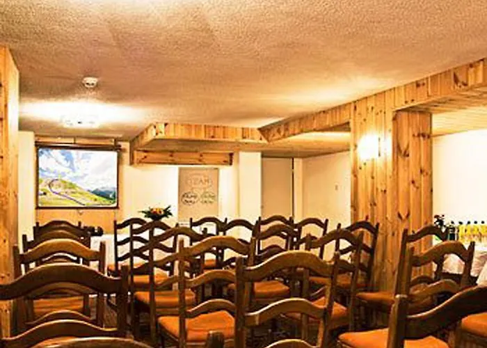 Otel Club Only - By Mountain