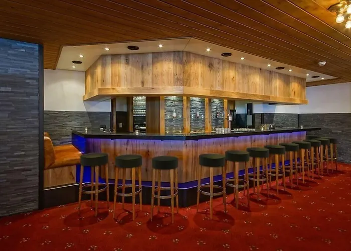 Club Only - By Mountain دافوس