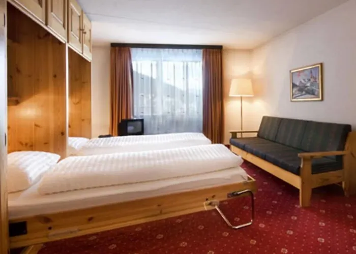 Club Only - By Mountain دافوس