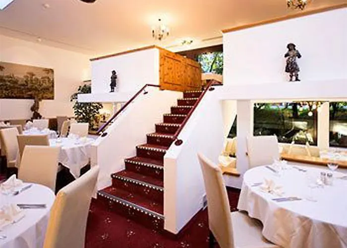 Club Only - By Mountain دافوس