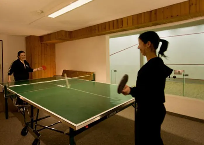 فندق Club Only - By Mountain دافوس